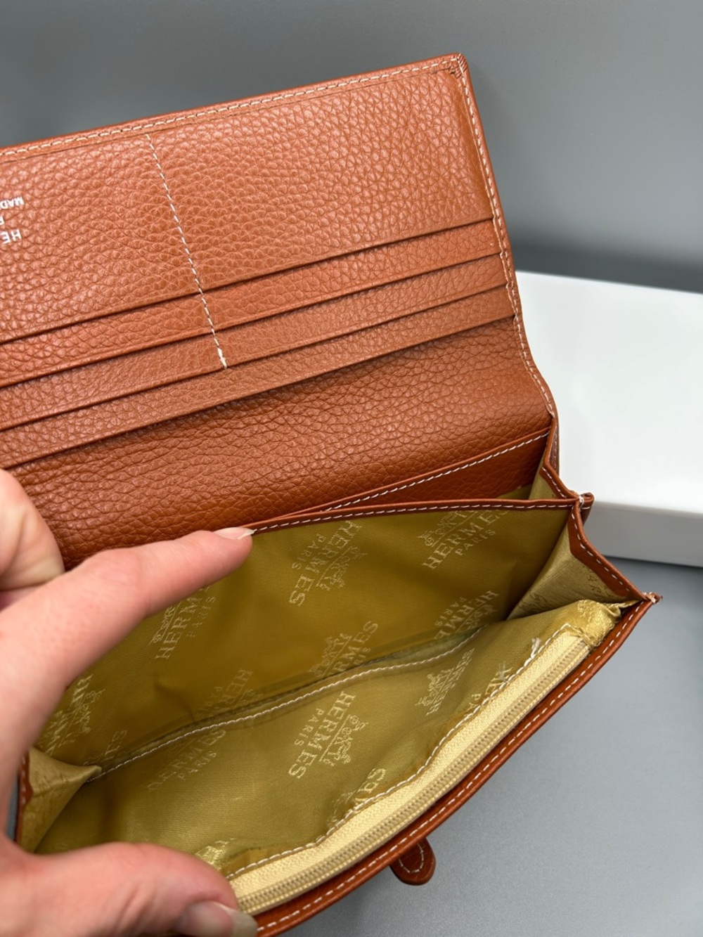 Hermes Wallet - Picture 11 of 13